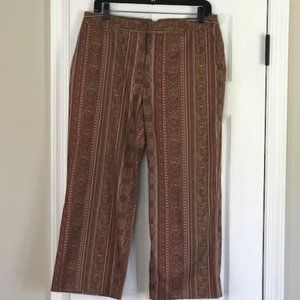 Context - Tapestry Designed Crop Pants - Size 10